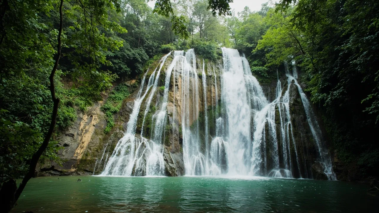 Chiang Mai's Famous Waterfalls: Thi Lo Su & Nearby (2026)