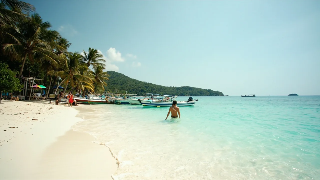 Boracay Hidden Gems: Secret Spots Most Travelers Miss (2026)
