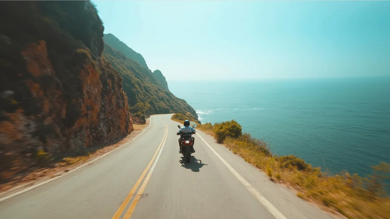 Hue to Hoi An via Hai Van Pass: Transport Guide (2026)