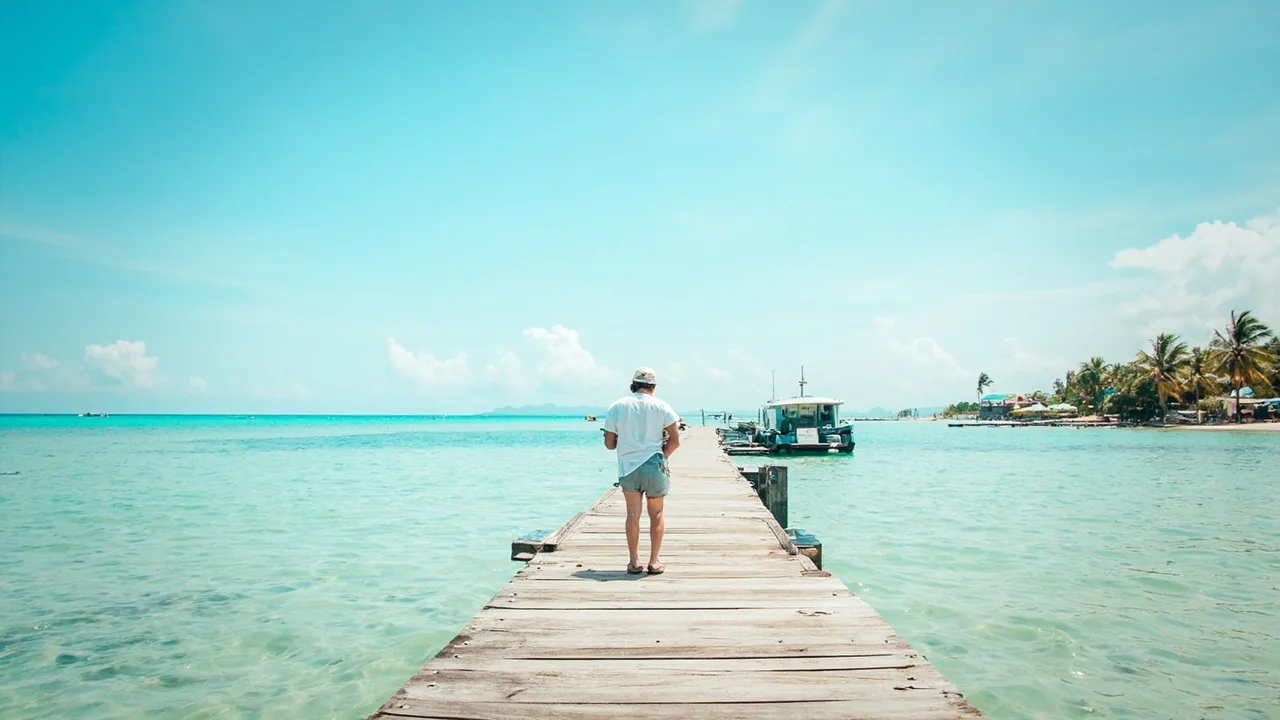 Malaysia Islands Season Guide 2026: When They Open & Close